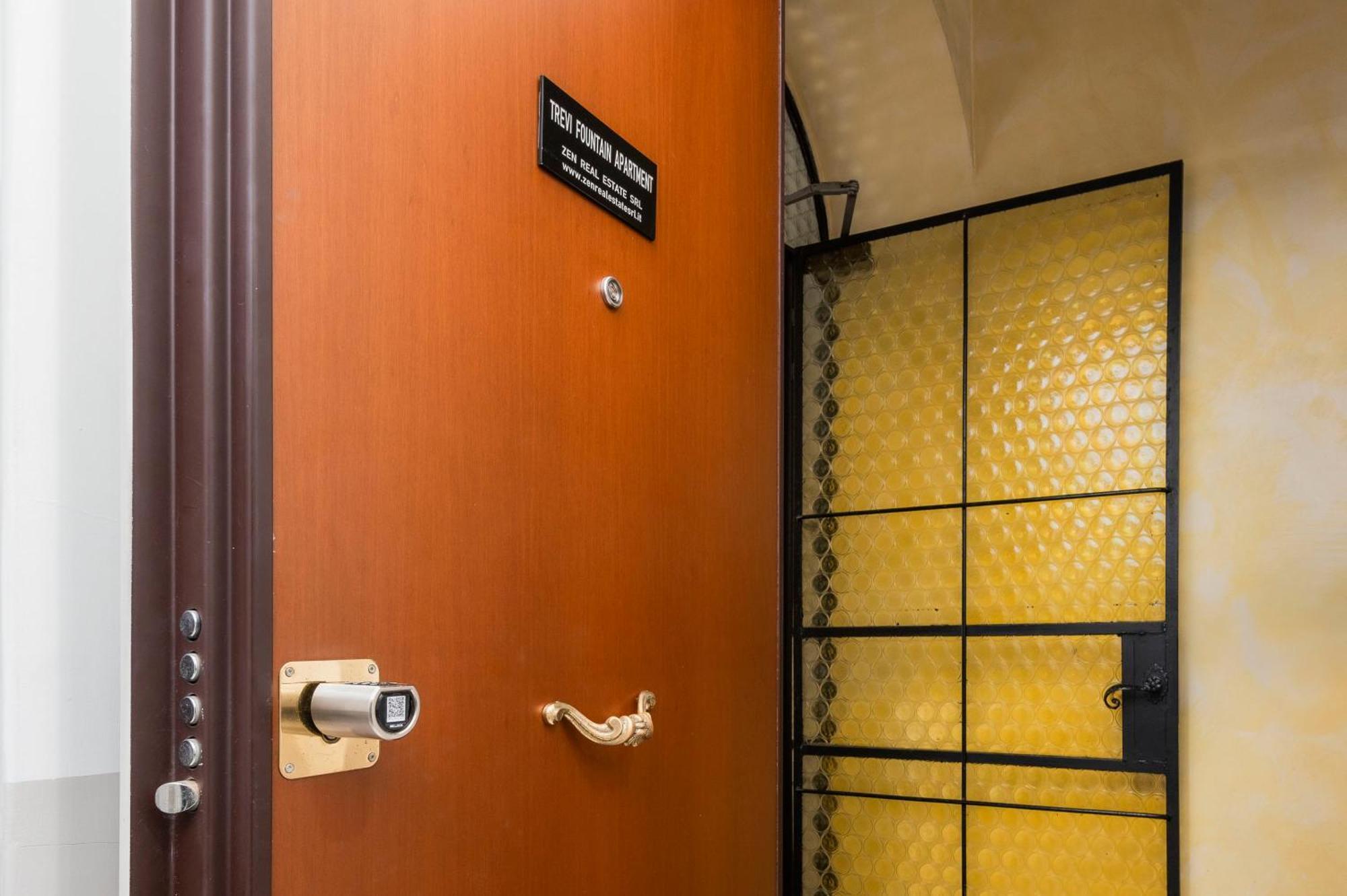 Trevi Fountain Apartment - Zeno 03 โรม ภายนอก รูปภาพ